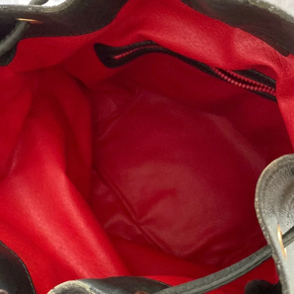RARE~ Céline ~ Loden Tumbled Calfskin Bucket Bag with Scarlet Calfskin Interior - Picture 11 of 16